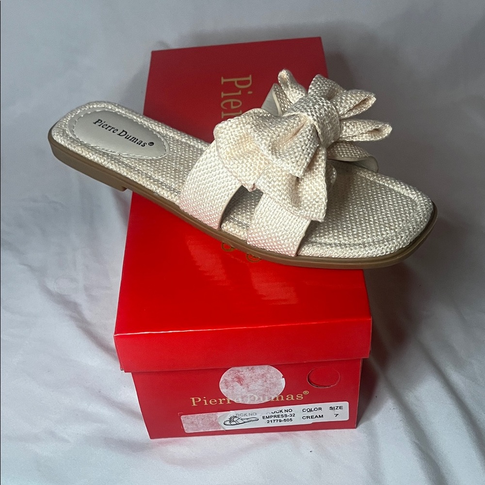 Pierre Dumas Cream Sandals